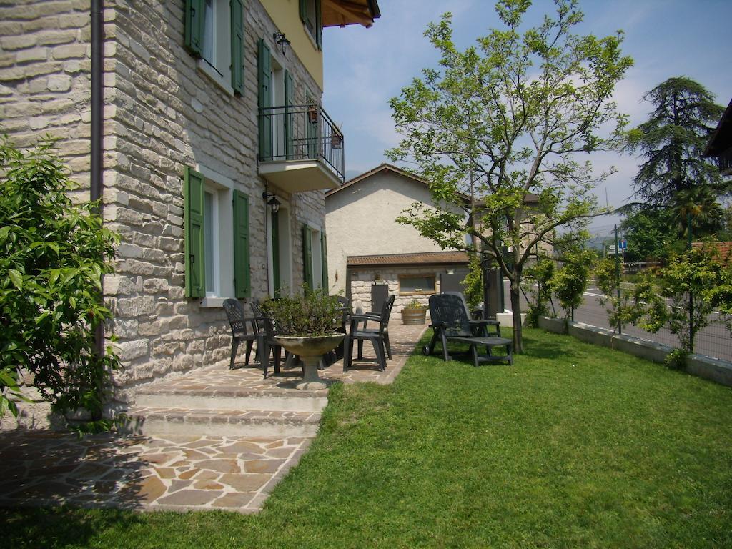 Casavarone Riva del Garda Ruang foto