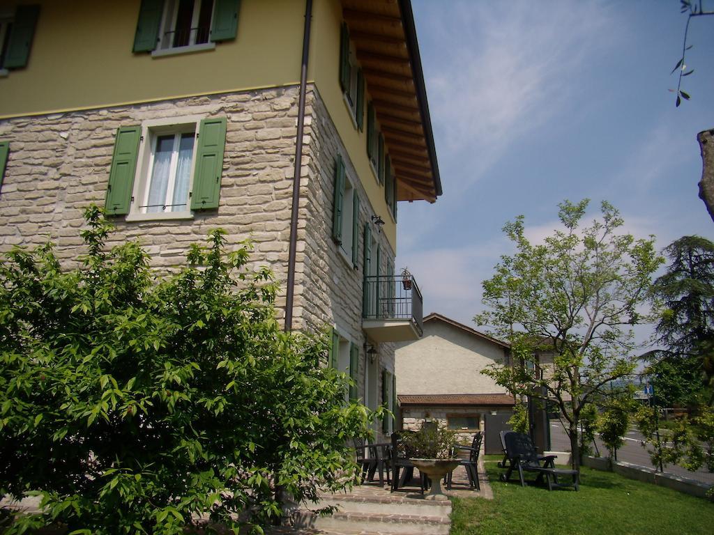 Casavarone Riva del Garda Ruang foto