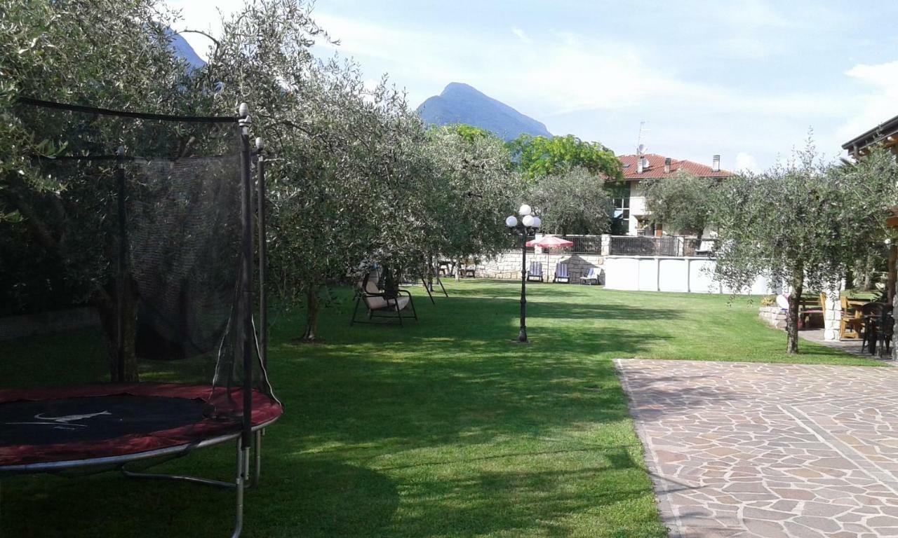 Casavarone Riva del Garda Bagian luar foto