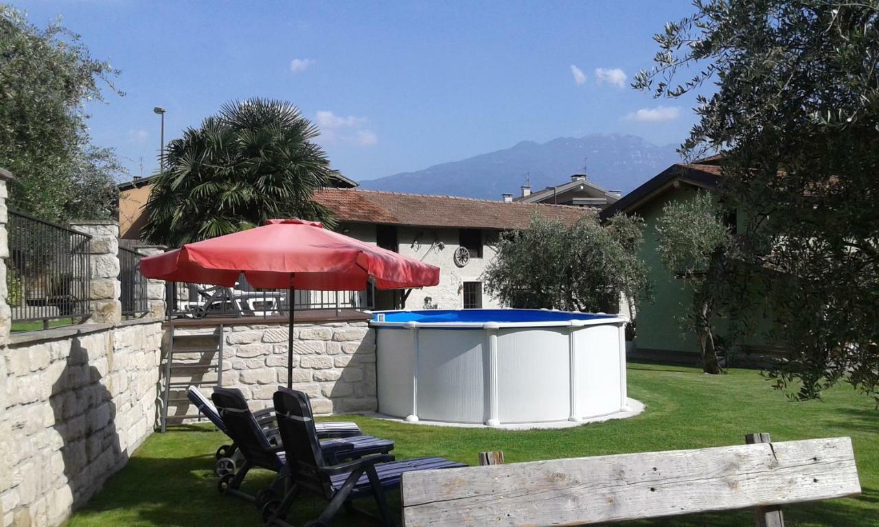Casavarone Riva del Garda Bagian luar foto